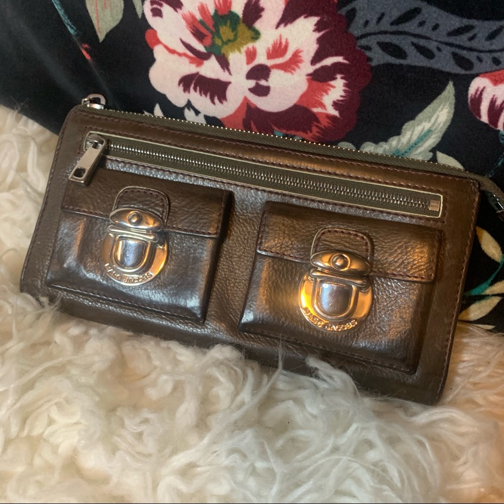 Marc Jacobs Zip Clutch Wallet in Brown with Silver Hardware